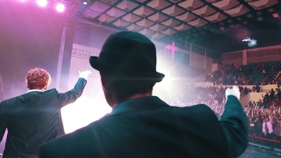 Step Out To The Worldのジャケット写真