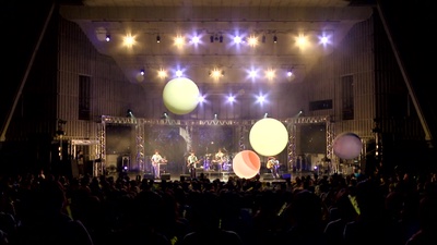 Treasure (Live-2010 Zepp Tour -Hands UP!!-@Hibiya Open-Air Concert Hall, Tokyo)のジャケット写真