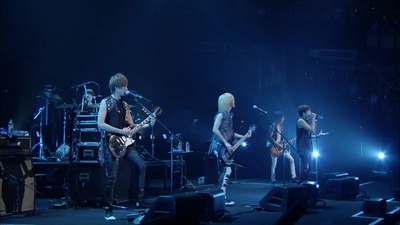 Dream Sky (Live-2011 Summer Tour -Messenger-@Nippon Budokan, Tokyo) Front Cover