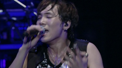 Raining (Live-2011 Summer Tour -Messenger-@Nippon Budokan, Tokyo) Front Cover