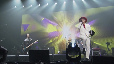 Precious one (Live-2014 Autumn Tour -To The Light-@Yokohama Arena, Kanagawa)のジャケット写真