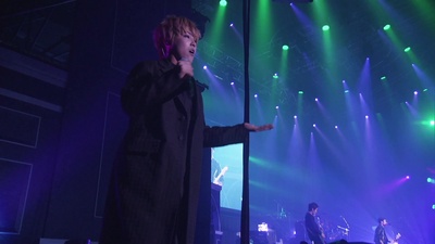 Falling star (Live 2014 FNC KINGDOM -STARLIGHT-Part2@Makuhari International Exhibition Halls, Chiba)のジャケット写真