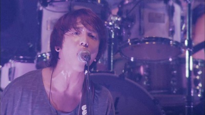 LOVE (Live-2011 Winter Tour -In My Head-@Yoyogi National Gymnasium, Tokyo)のジャケット写真