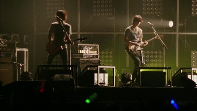 LOVE GIRL (Live-2011 Winter Tour -In My Head-@Yoyogi National Gymnasium, Tokyo) Front Cover