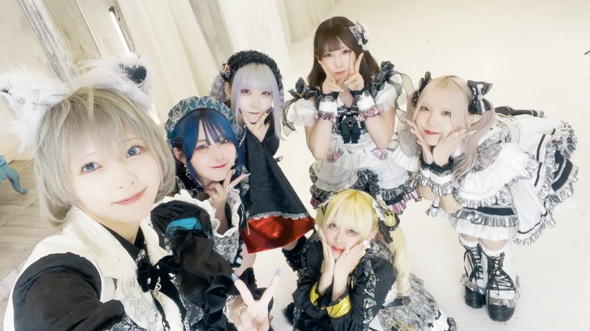 モノクローン モノクローン 2023年5月27日のライブをもって現体制終了。『完全