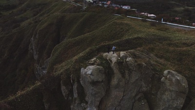 陸でなし (feat. OPHIS & Pearl)のジャケット写真