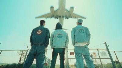 滑走路 (feat. Adem & Three i)のジャケット写真