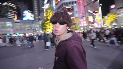 Aloneのジャケット写真